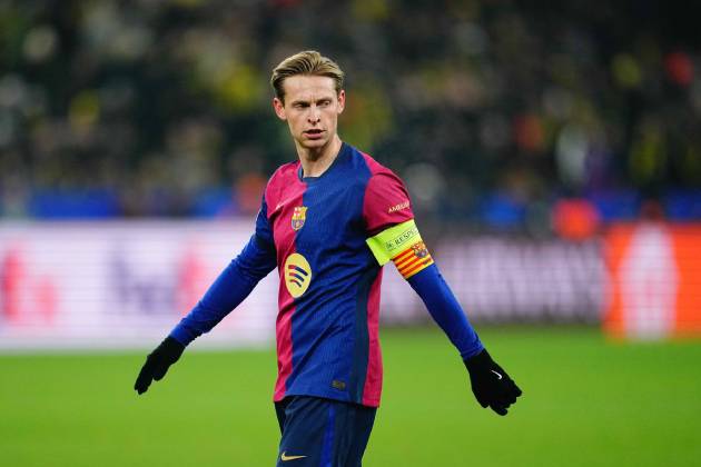 Barcelona đẩy mạnh gia hạn hợp đồng với Frenkie De Jong: Củng cố lực lượng và cải thiện tài chính