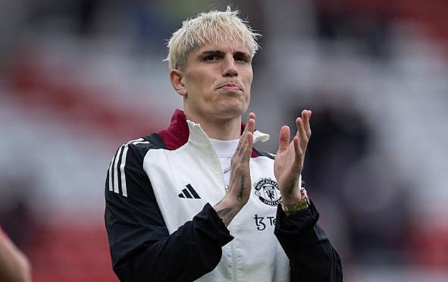 Thử thách Garnacho: Liệu Man United có thể phá vỡ lời nguyền chuyển nhượng?
